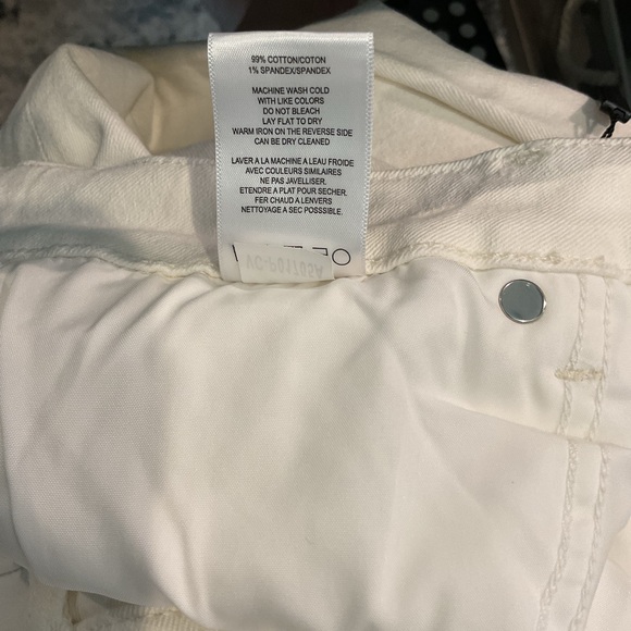 Vigoss Women's Stevie Off White Straight Leg Crop Jeans - Picture 10 of 10